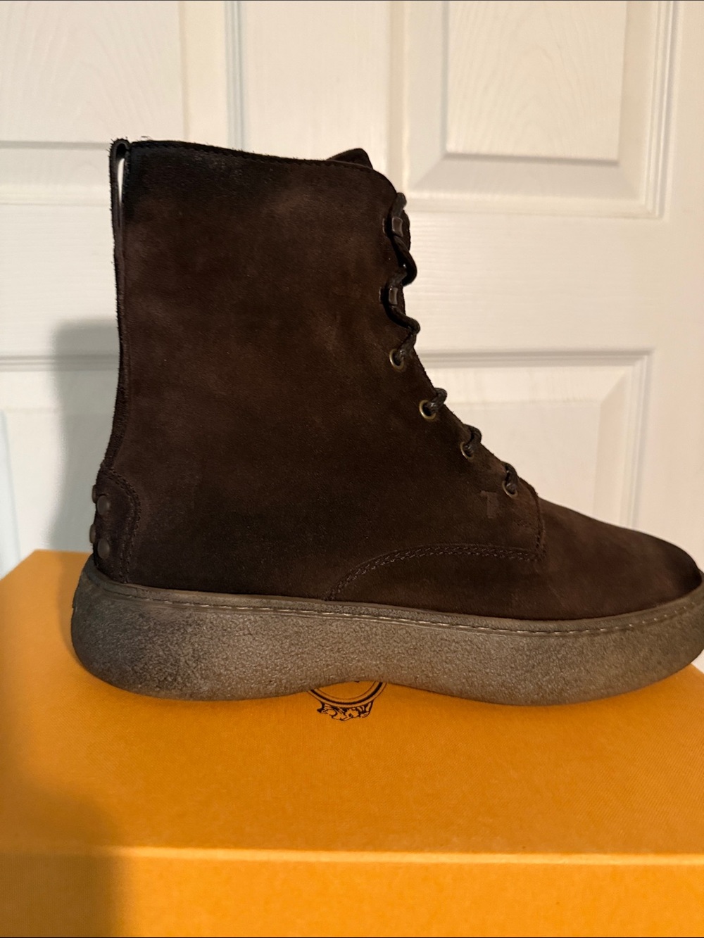 Tod's Dark Brown Suede Chukka Boot
